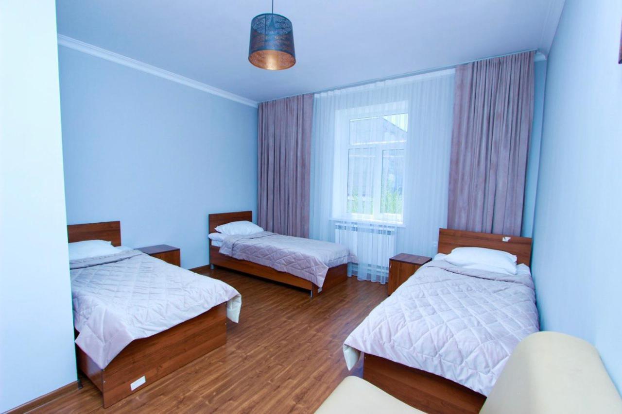 Muras Hotel Каракол Екстериор снимка