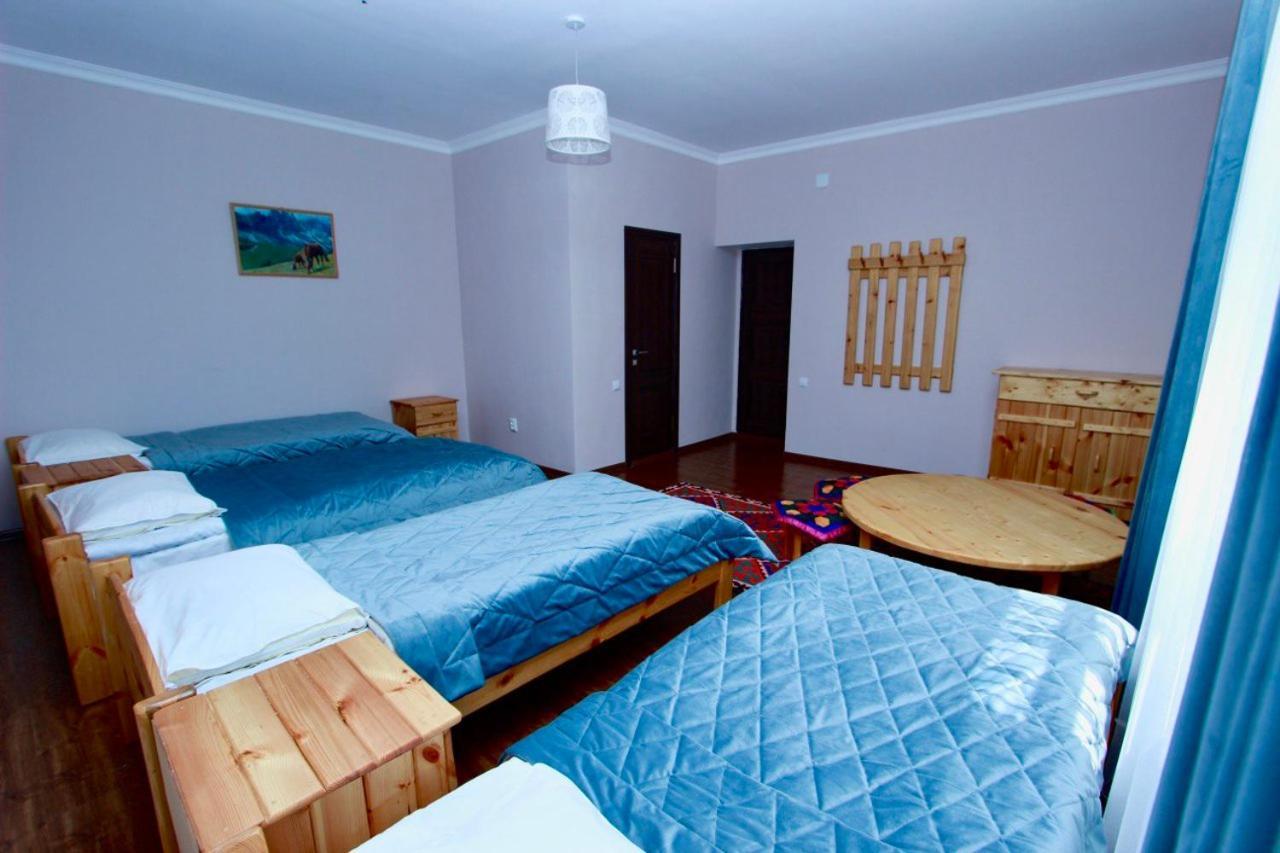 Muras Hotel Каракол Екстериор снимка
