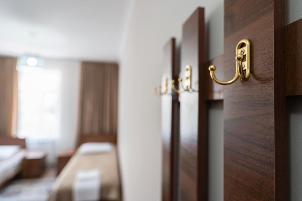 Muras Hotel Каракол Екстериор снимка