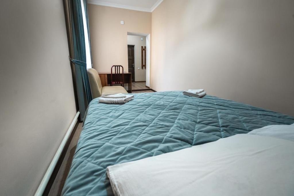 Muras Hotel Каракол Екстериор снимка