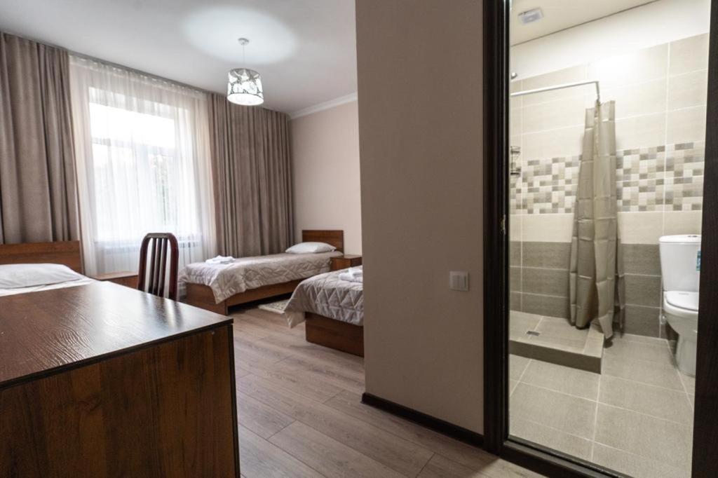 Muras Hotel Каракол Екстериор снимка
